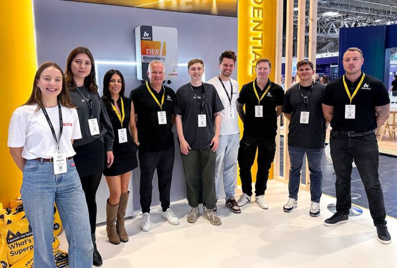 AlphaESS UK and Axle Energy team members at Solar and Storage Live 2026.